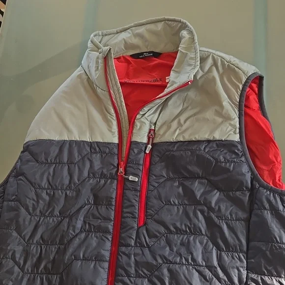 CDW Unstoppable Men's Vest - Picture 3 of 12